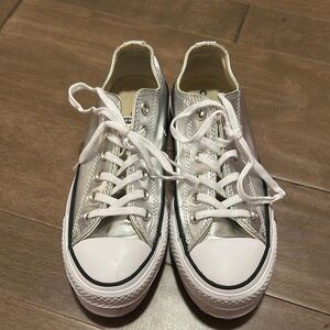 Converse Metallic Lift Platforms